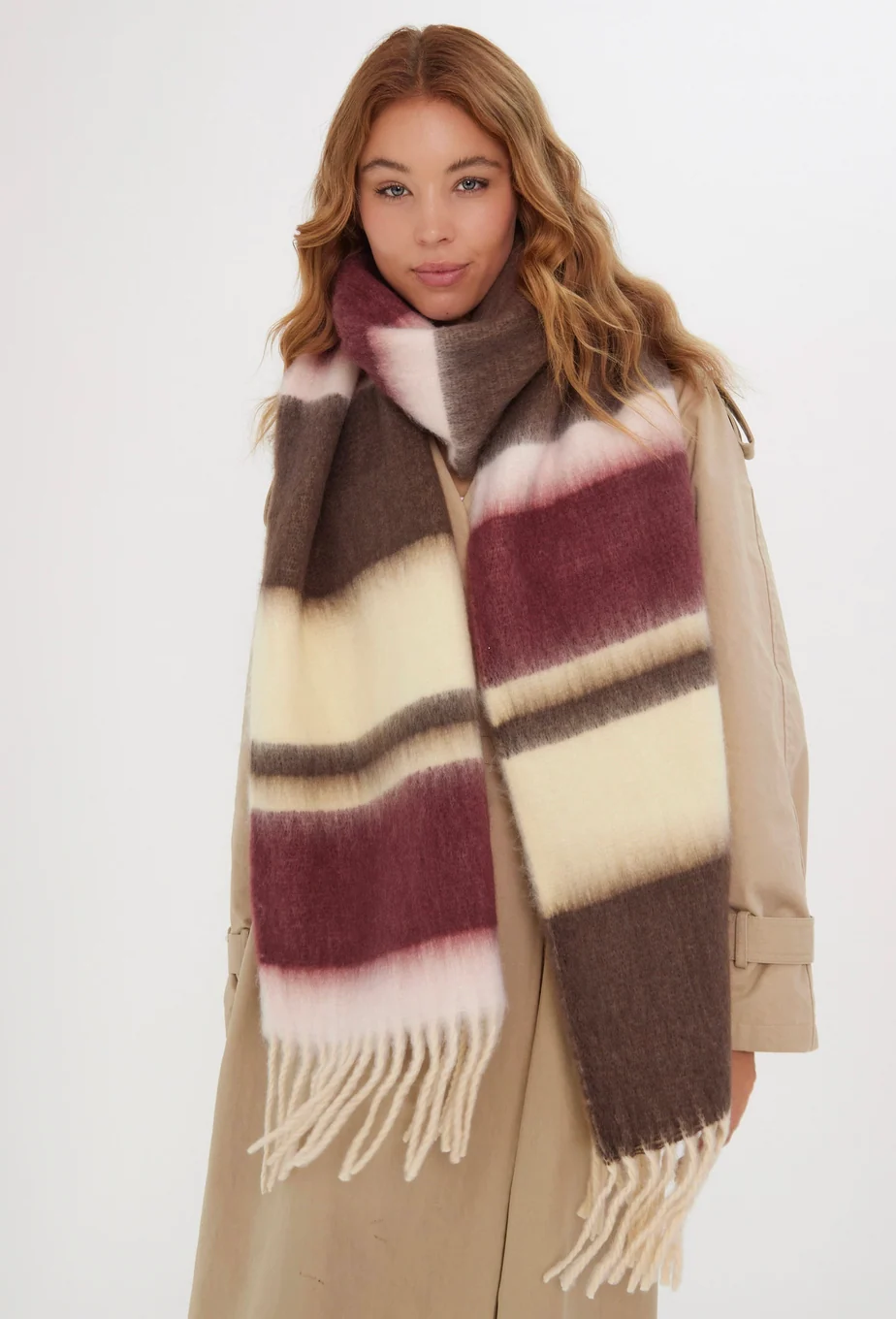 BIANCA Fluffy Soft Chunky Scarf in Burgundy Stripe - Image 3