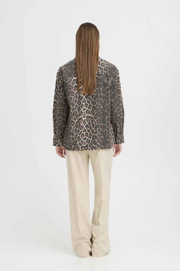 KENNA Denim Shirt Jacket in Leopard Print - Image 6