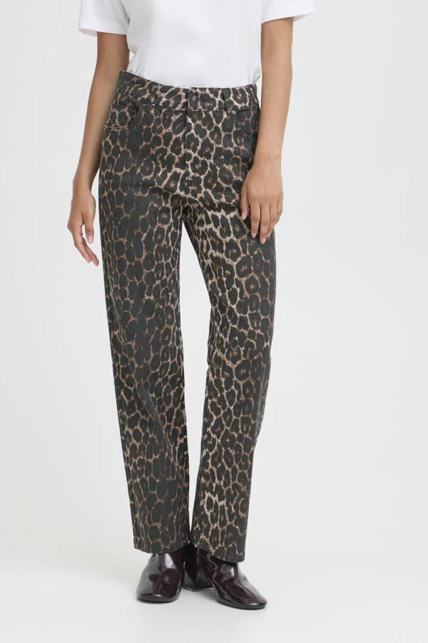 KENNA Wide Leg Cotton Jeans in Classic Leopard Print - Image 11