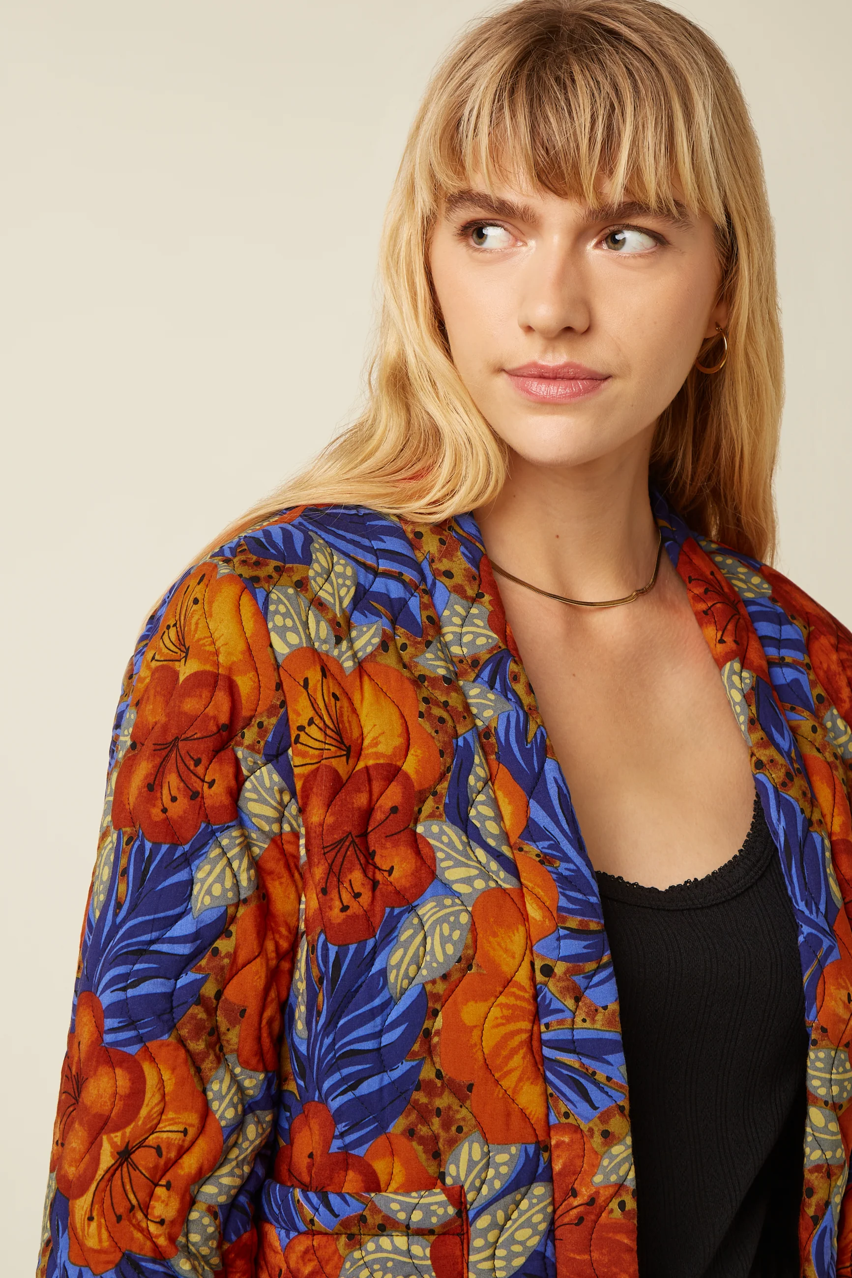Noor Quilted Jacket in Maui Bright Floral Print - Image 3
