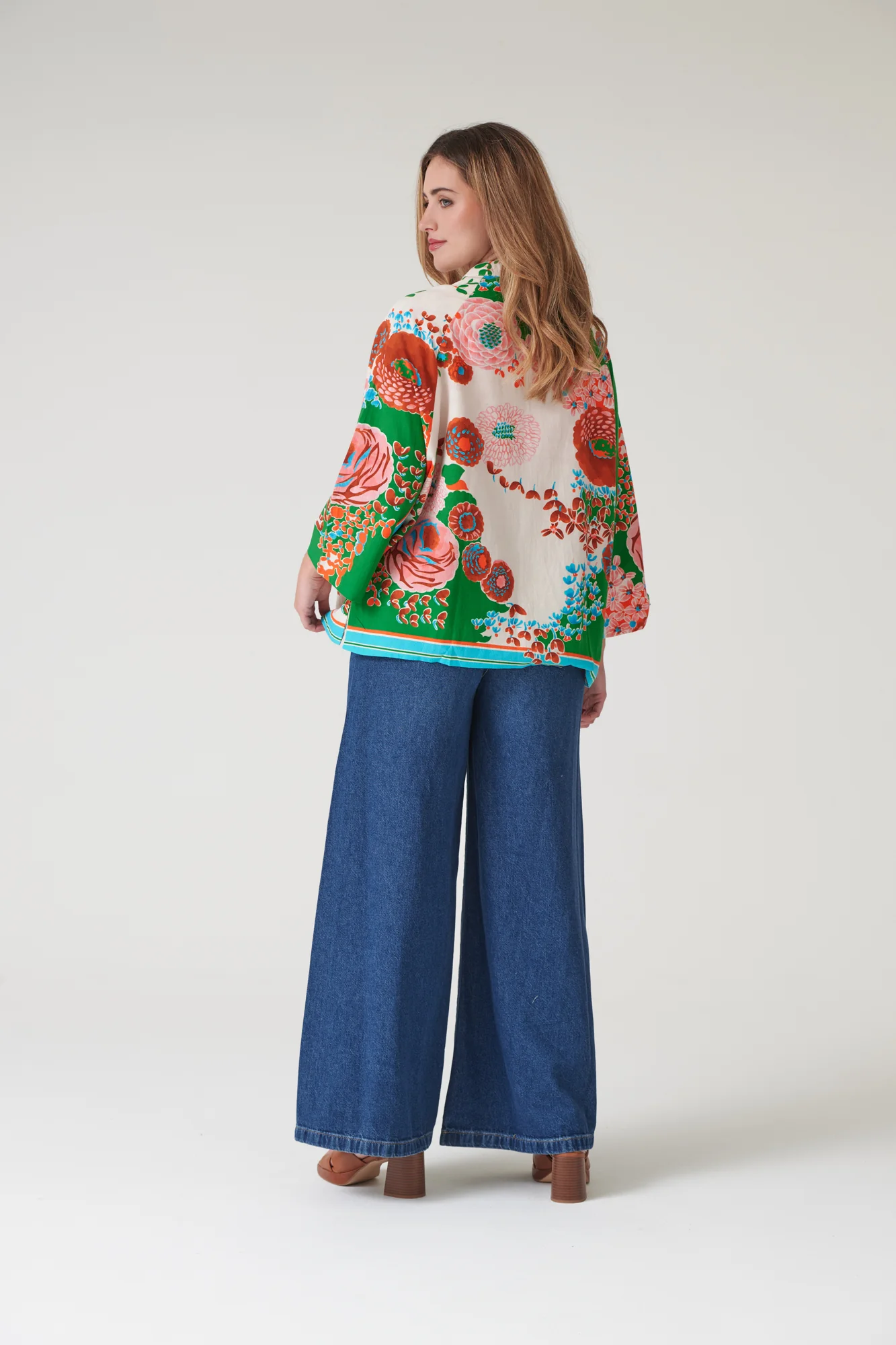 One Hundred Stars Linen Short Summer Jacket in Green Kitsch Bouquet Print - LINKITGRN - Image 7