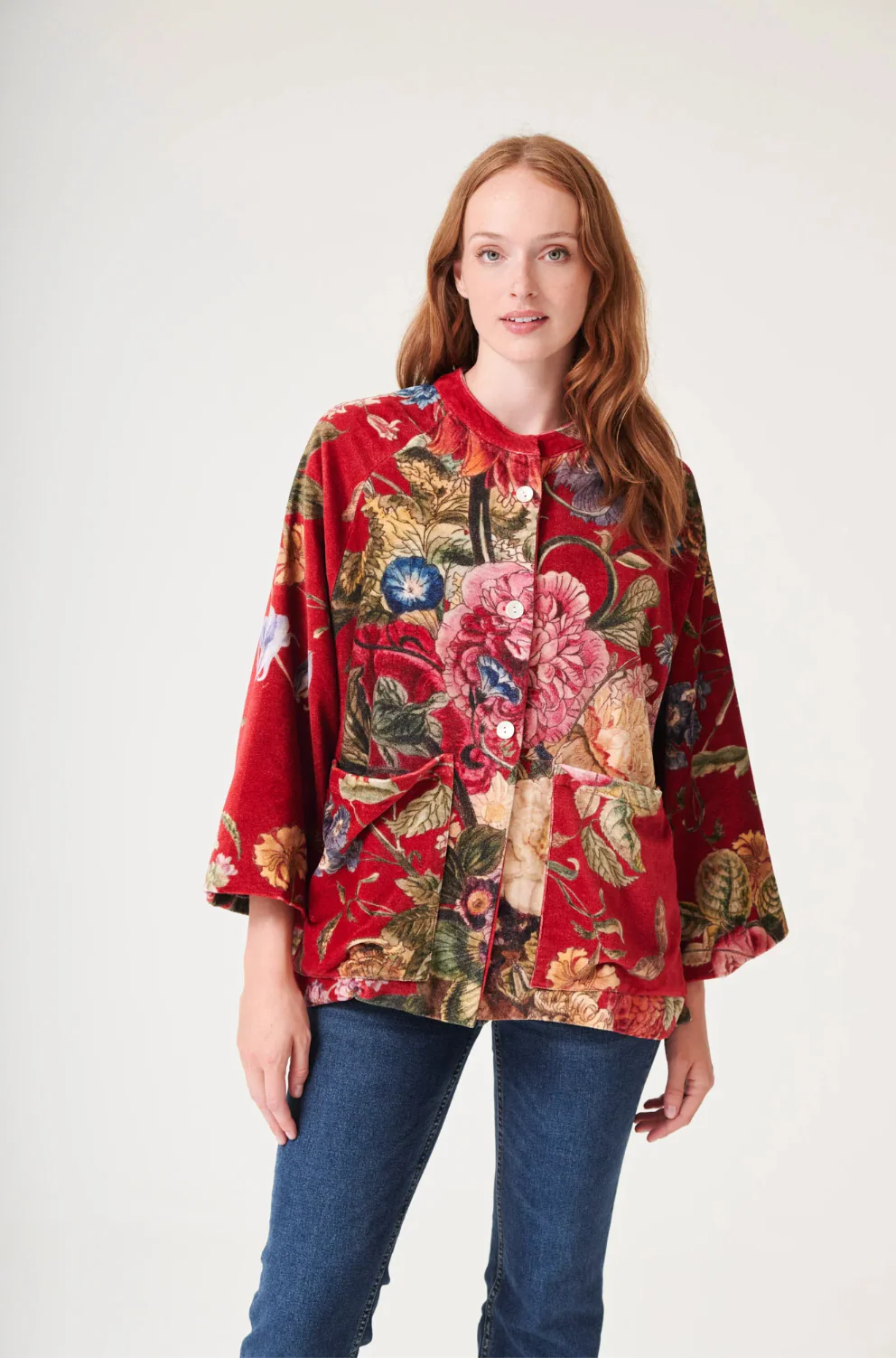 One Hundred Stars Short Velvet Mandarin Jacket in Berry Red Primula Print - One Size - VJKPRIBER - Image 3