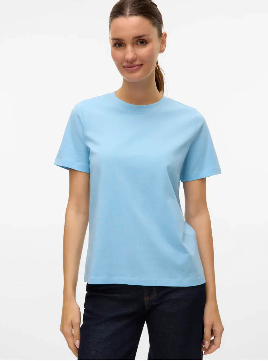 PAULINA Basic Tee in Airy Sky Blue - Image 4